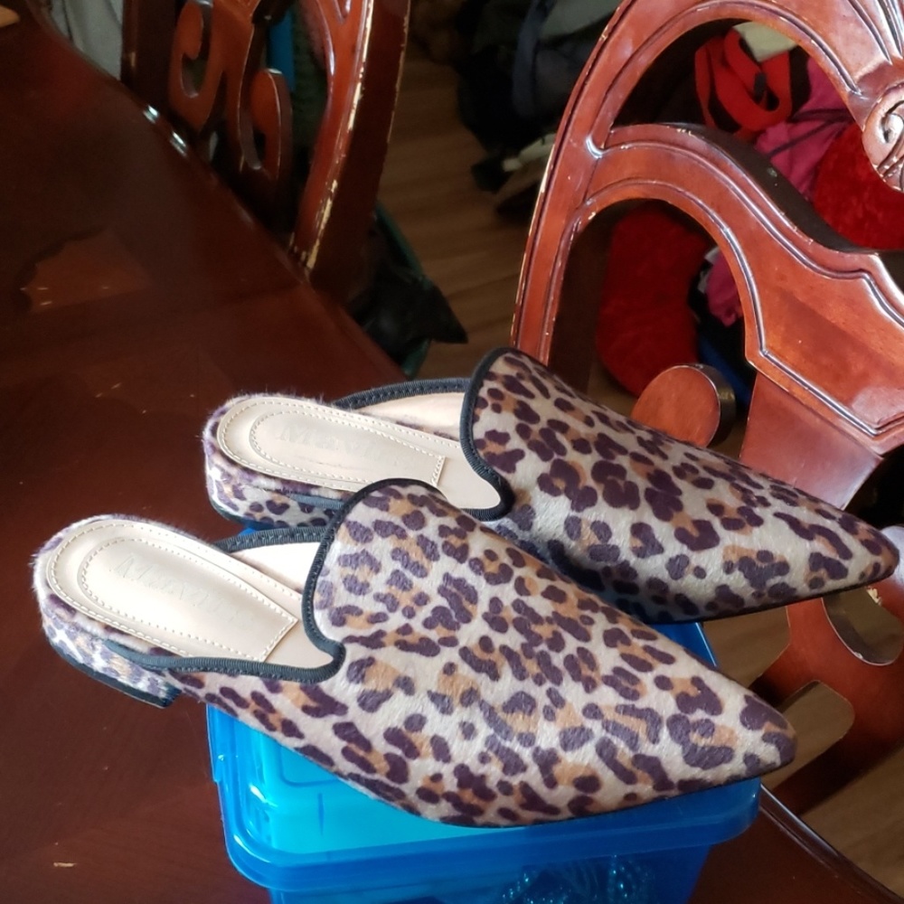 Mavirs shoes Size 8.5 new no tags or box